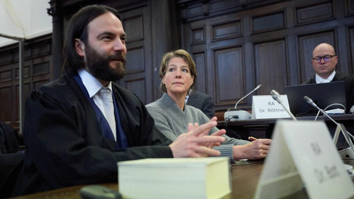 Newsblog zum Block-Prozess: Verteidiger Ingo Bott: "Die Entwicklungen werden immer absurder"