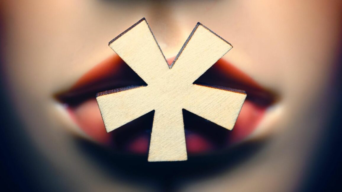 Gerichtsverfahren: Behörde kündigt Frau, weil sie nicht gendern will – das sagen Arbeitsrechtler