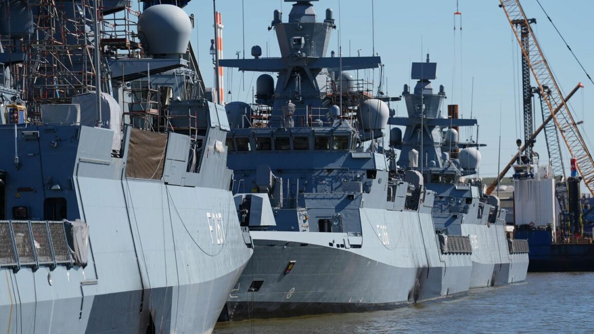 Hamburger Hafen: Zwei Männer wegen versuchter Sabotage von deutschem Marineschiff verhaftet