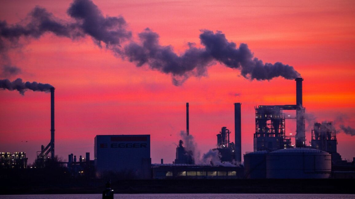 Hoffnung für die Konjunktur: Industrieaufträge steigen stark: "Sieht nach Trendwende aus"