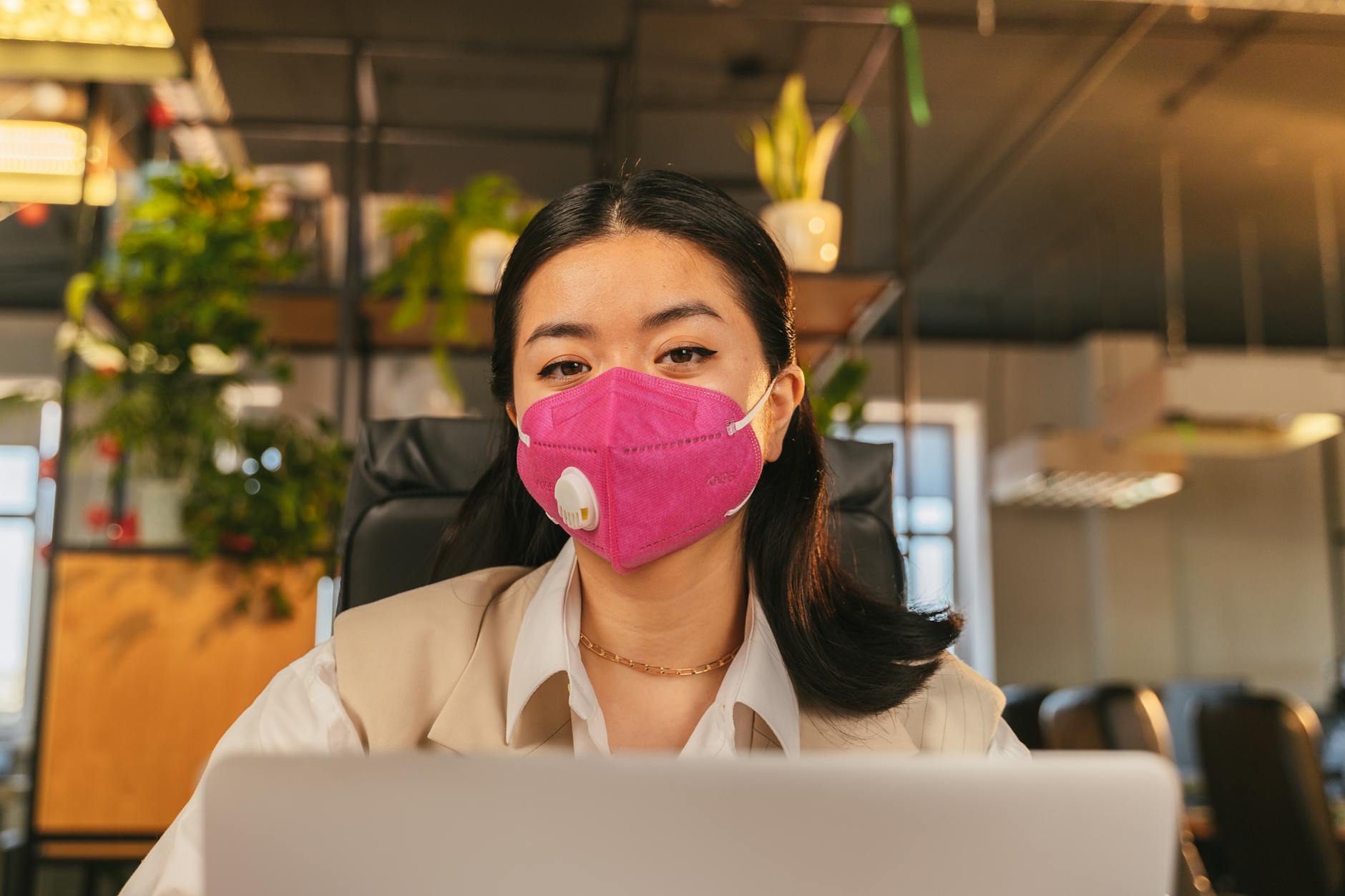 Symbolbild zum Thema Arbeitspflicht Stütze Kritik