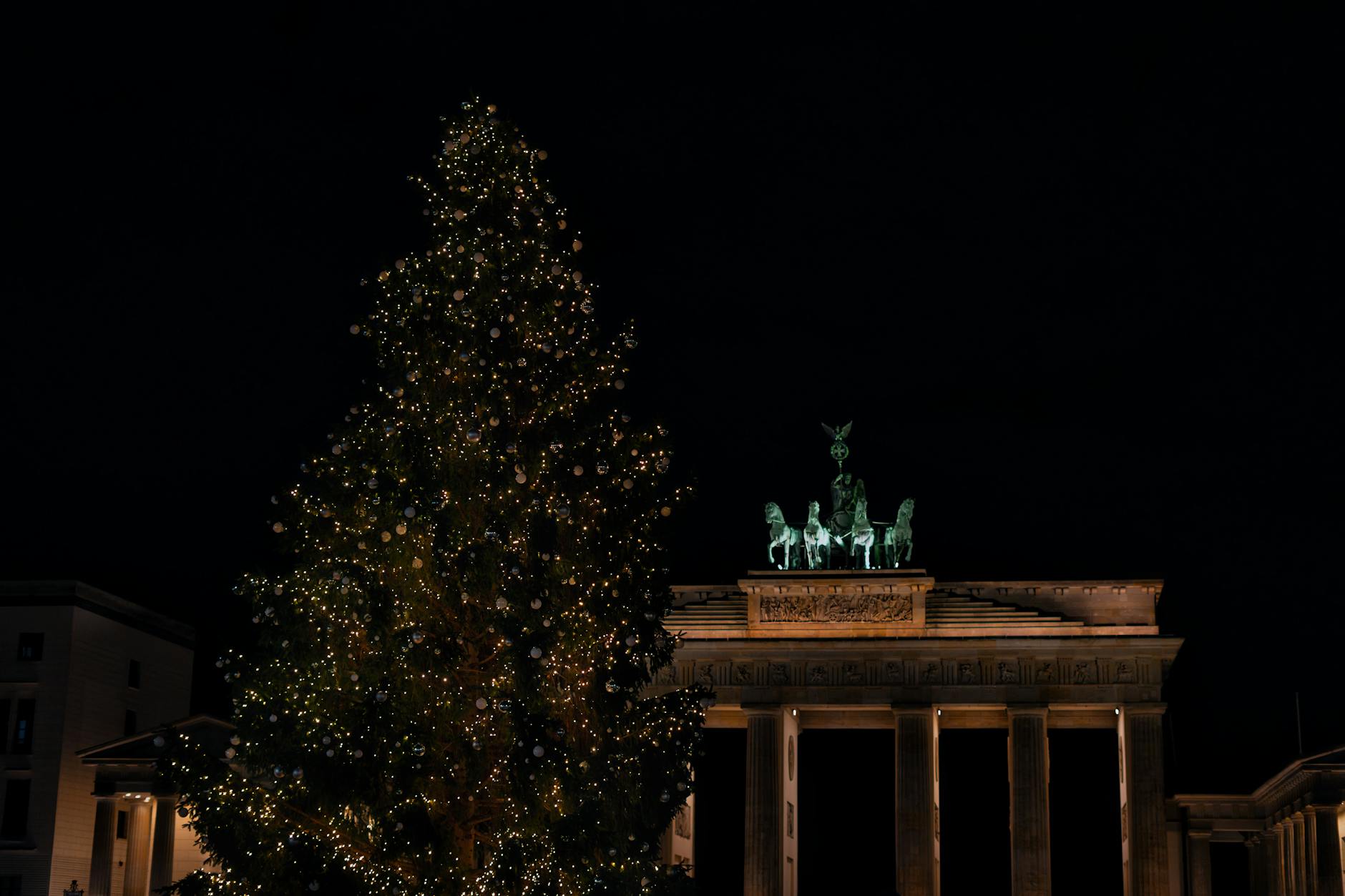 Illustration zu Hochhausbrand Berlin