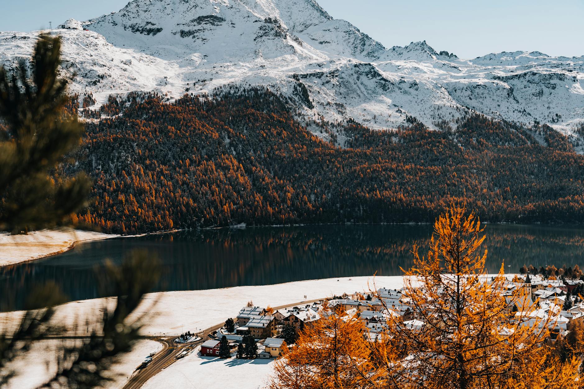 Illustration zu The ICE ST Moritz