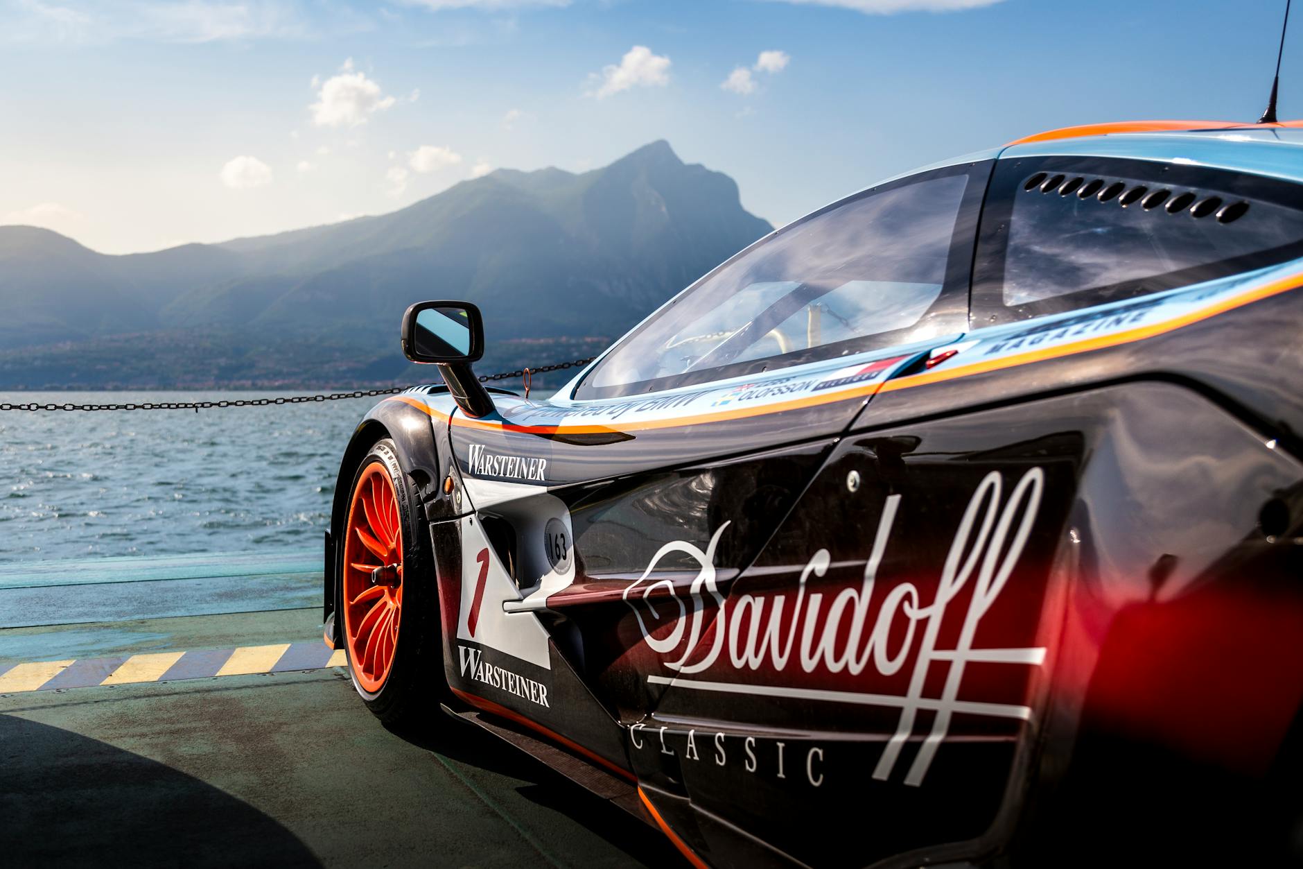 Illustration zu F1 Heute