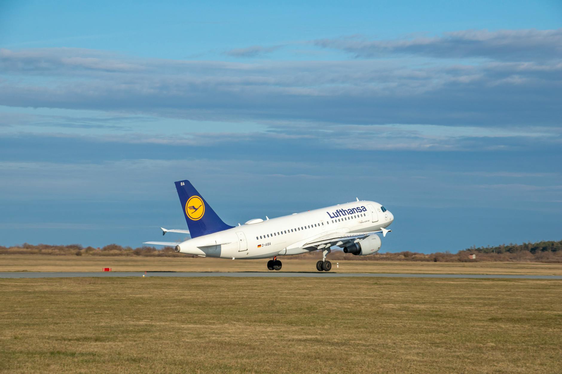 Detailansicht: Lufthansa Flugabbruch