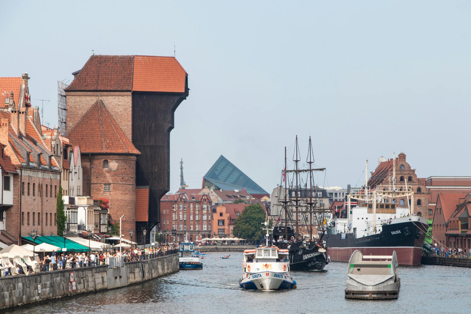 Illustration zu Tanken In Polen Preise