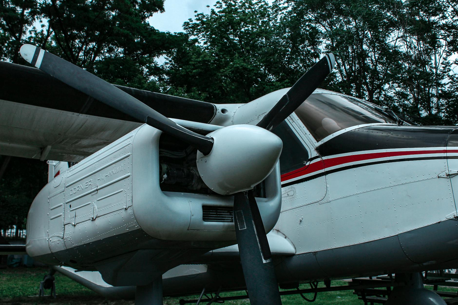 Detailansicht: Avion