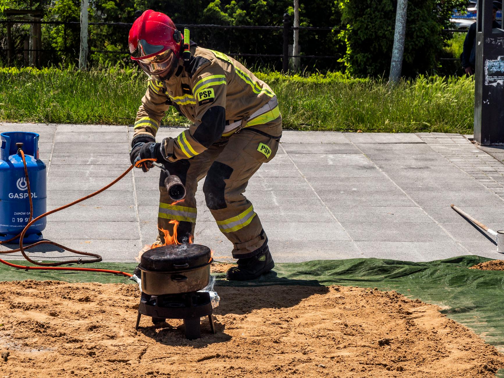 Symbolbild zum Thema Brand Grillweg