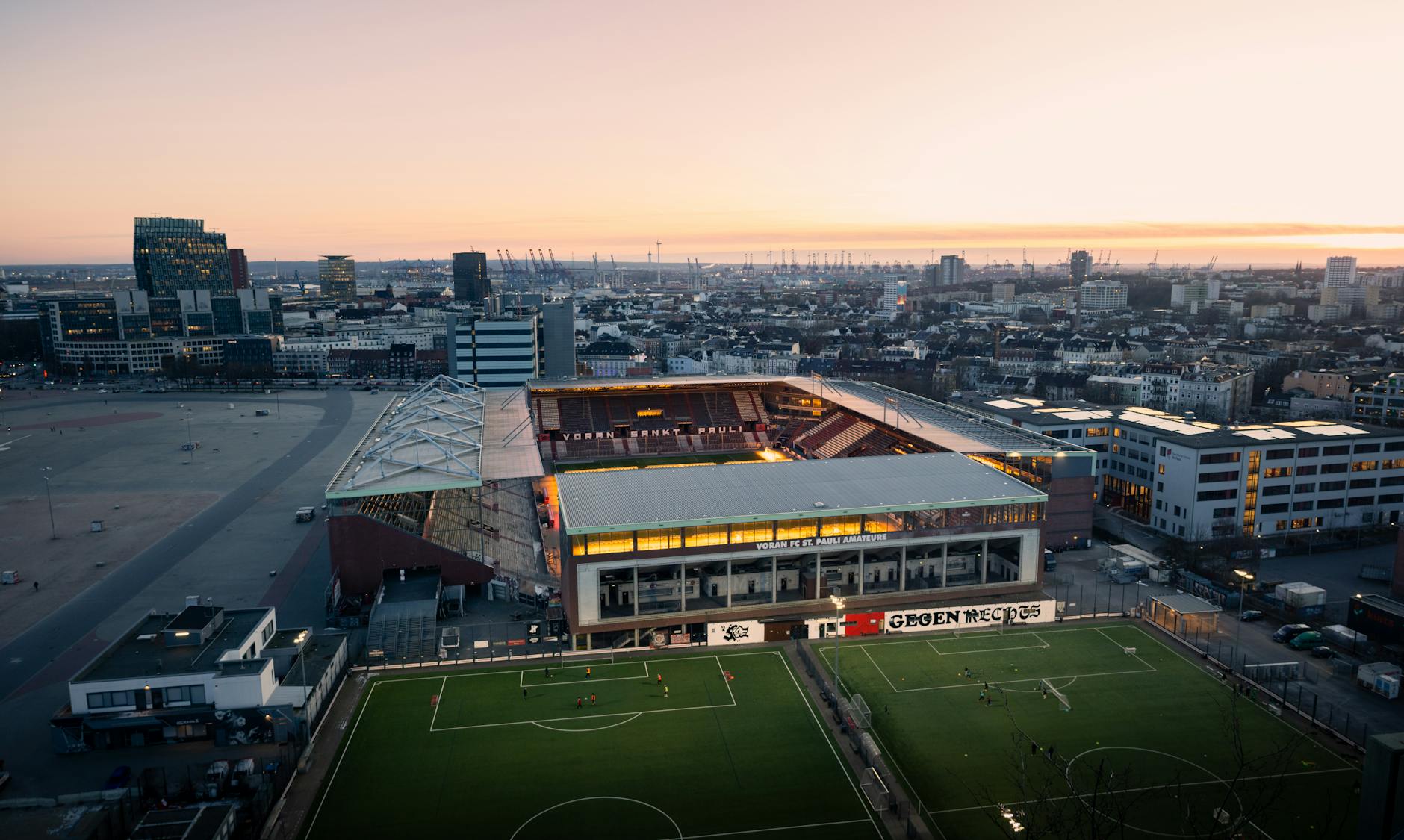 Symbolbild zum Thema Dortmund – Leverkusen