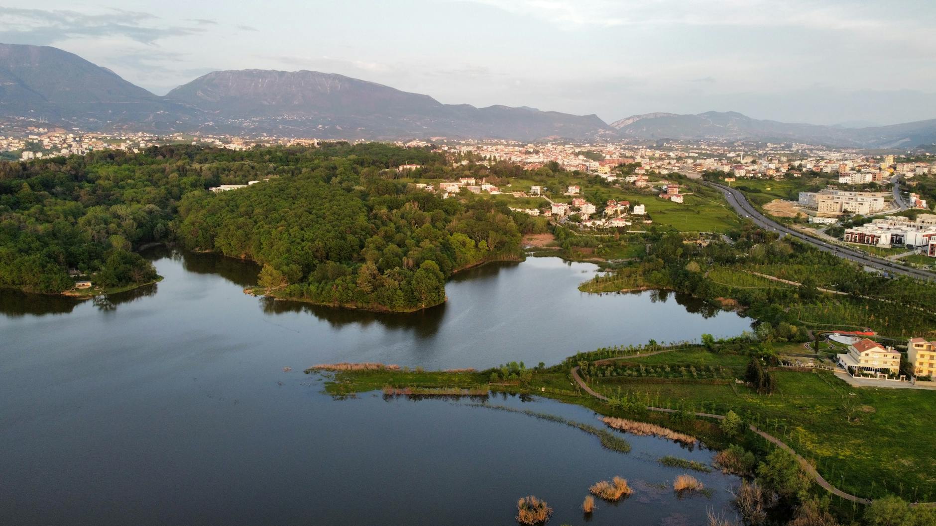 Symbolbild zum Thema Griechische Reeder Klimapläne