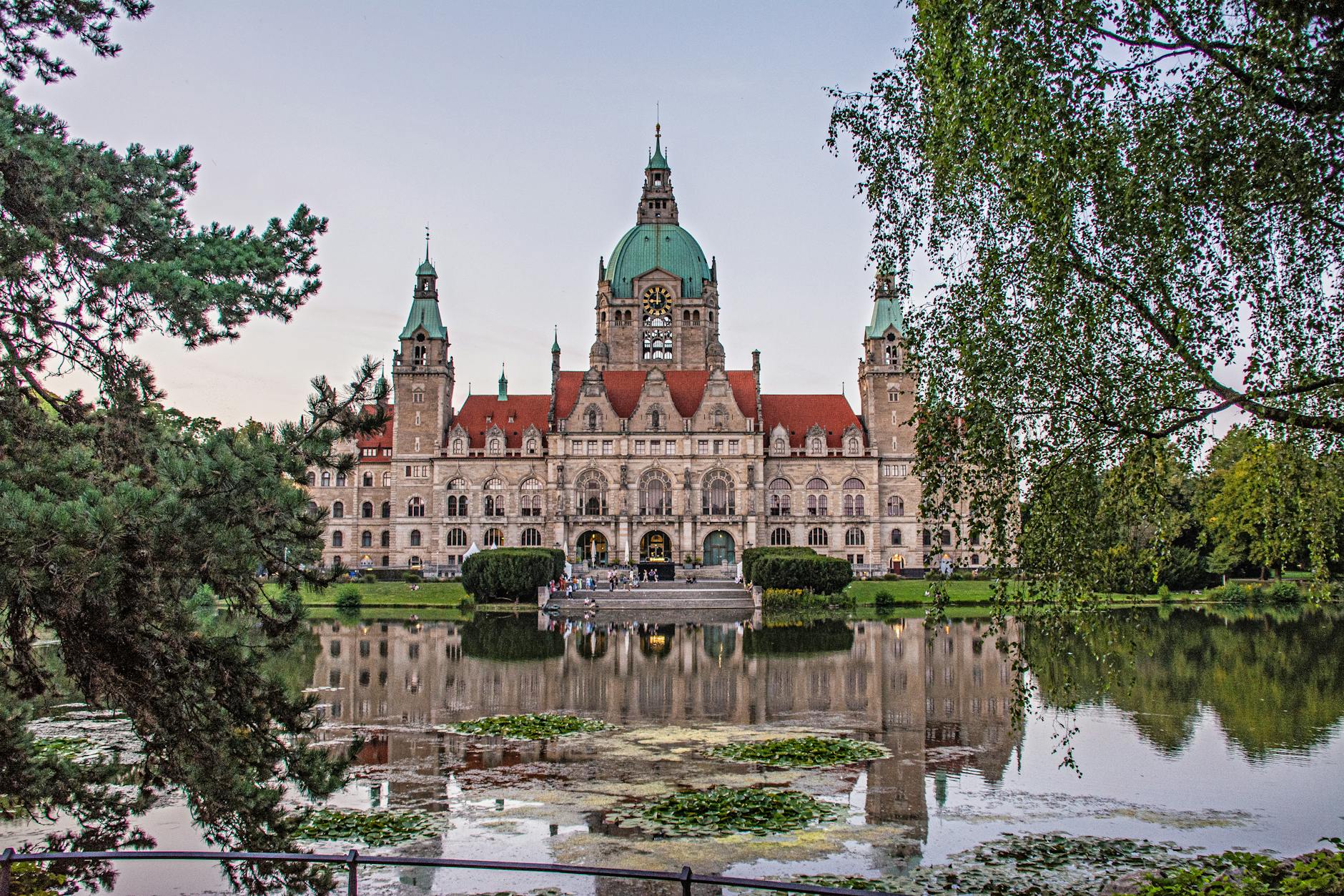 Symbolbild zum Thema KSC – Hannover 96