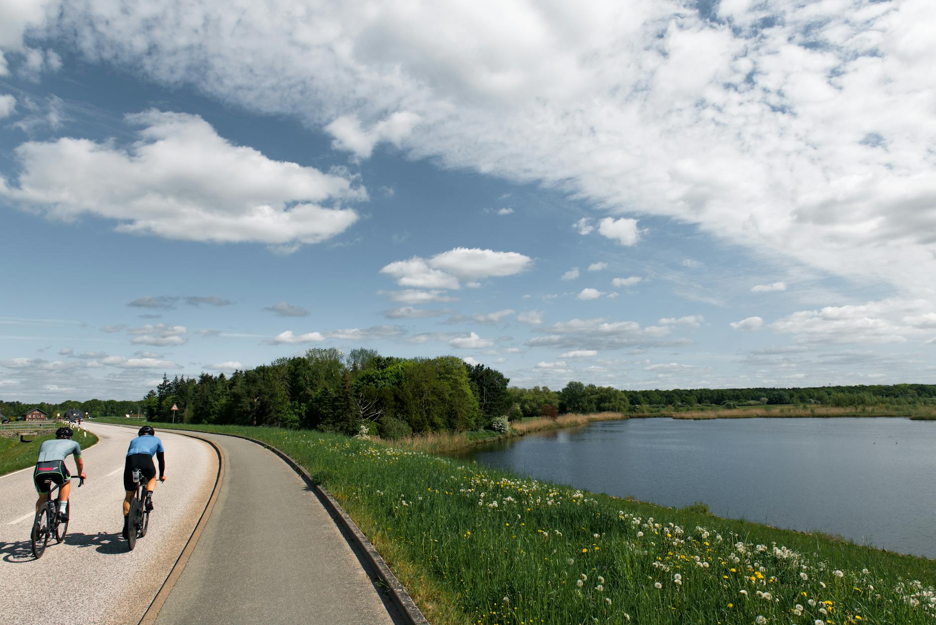 Illustration zu Marlen Reusser Flandern Rundfahrt