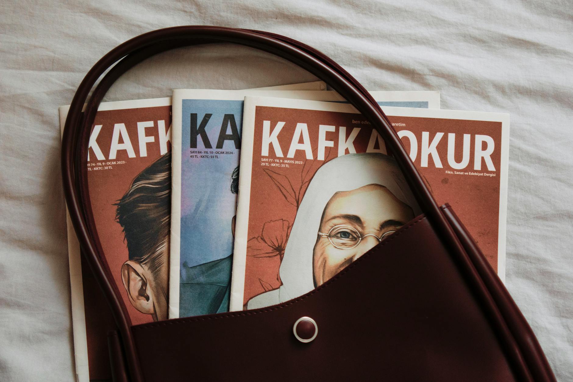 Illustration zu Miriam Stockl