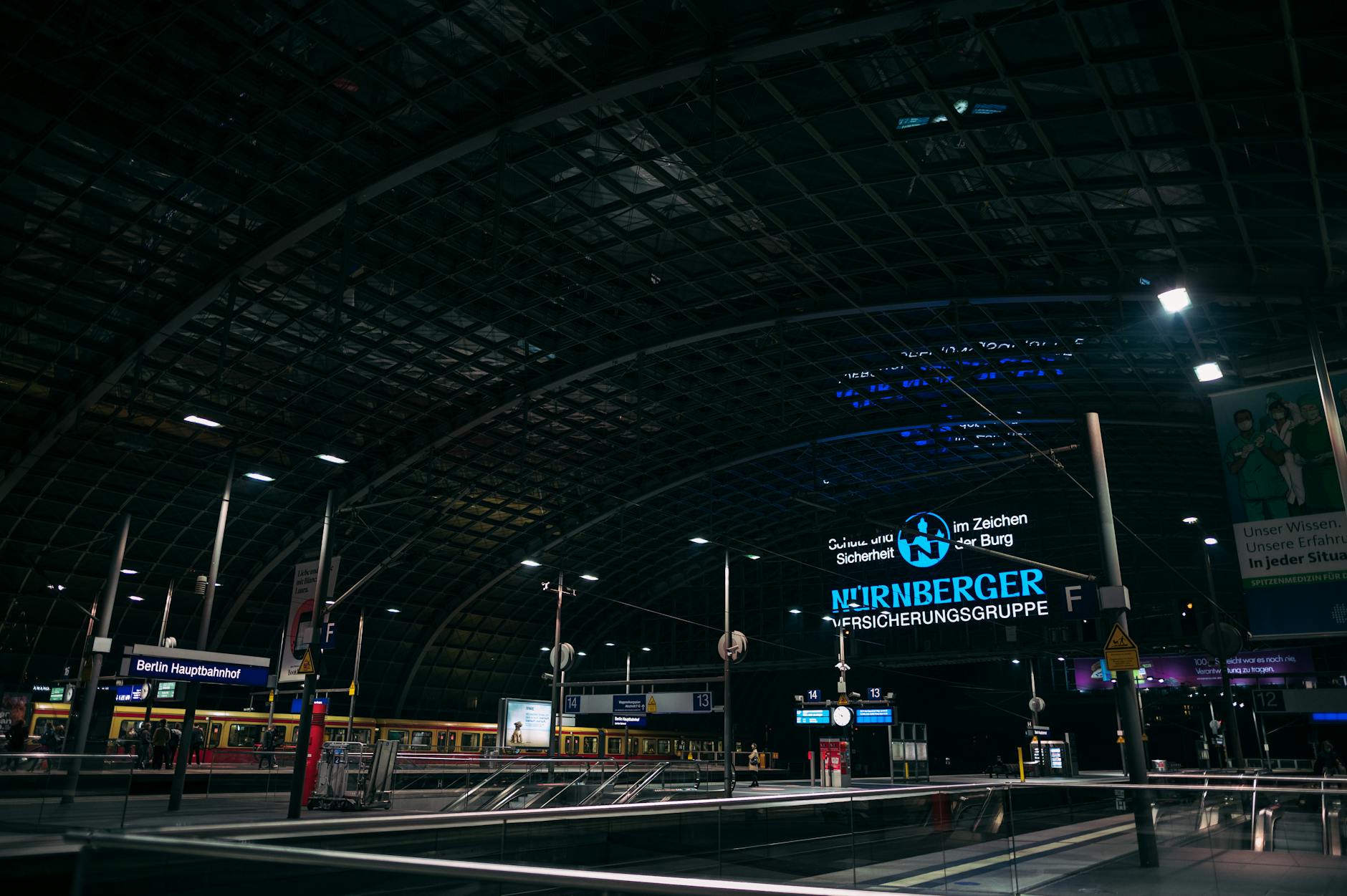 Illustration zu Rolltreppen Berliner Hauptbahnhof