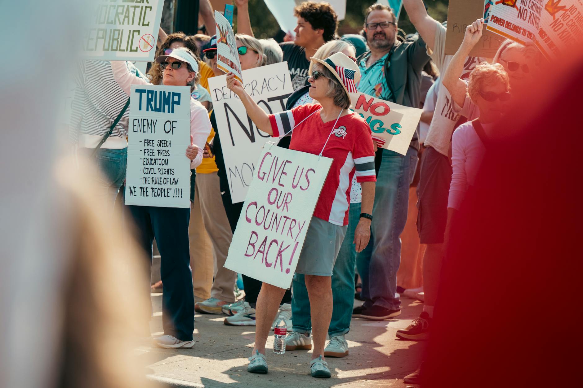 Illustration zu Trump Rede USA