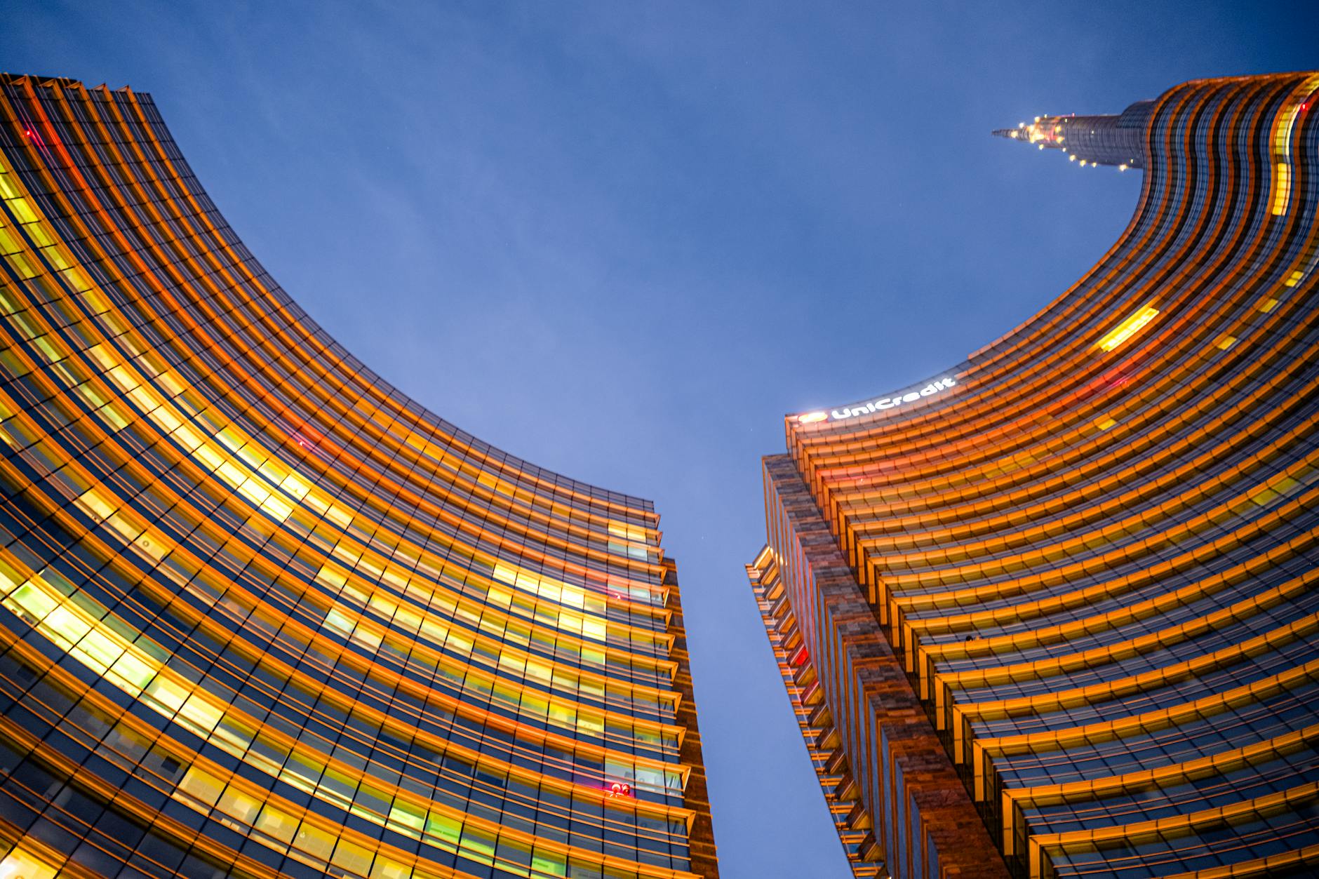 Commerzbank Unicredit Symbolbild zum Thema Commerzbank Unicredit