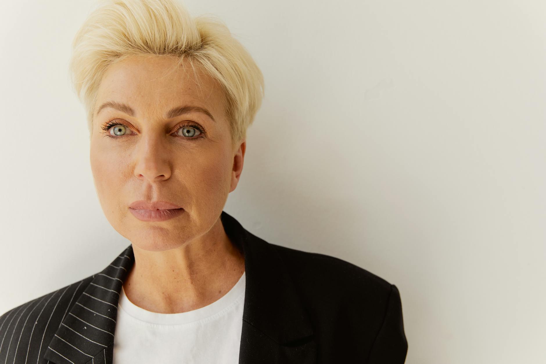 Hannah Waddingham Illustration zu Hannah Waddingham