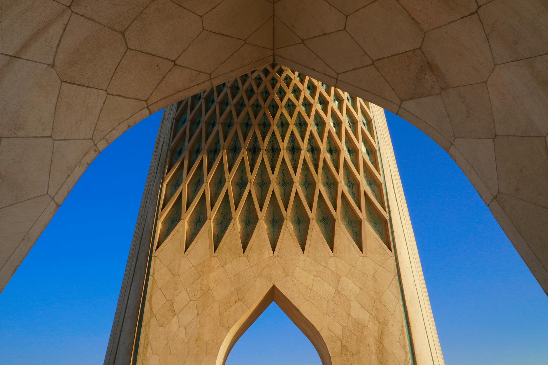Detailansicht: Iran Emirat Angriff