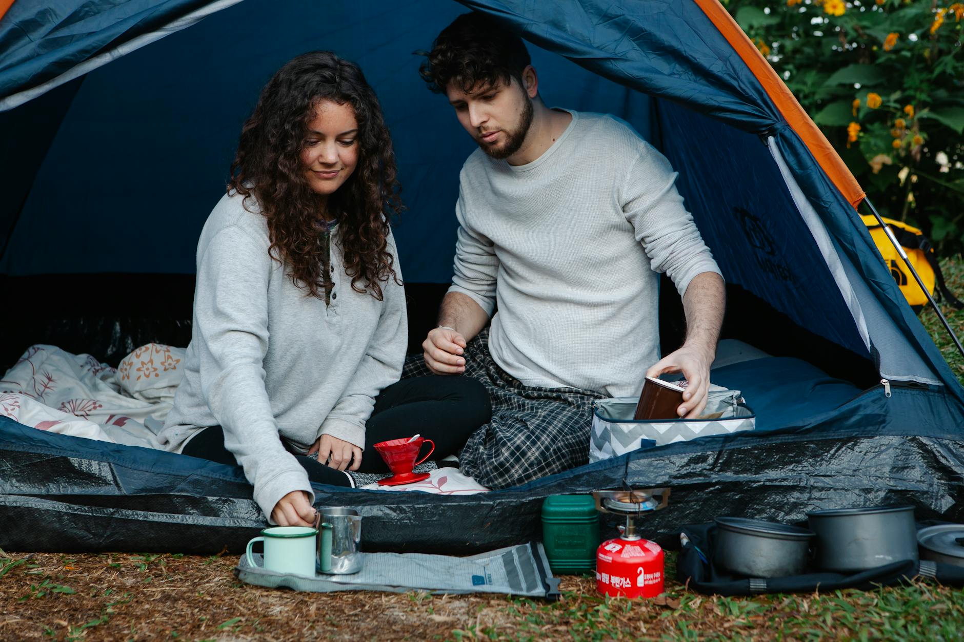 Kühlbox Camping Illustration zu Kühlbox Camping