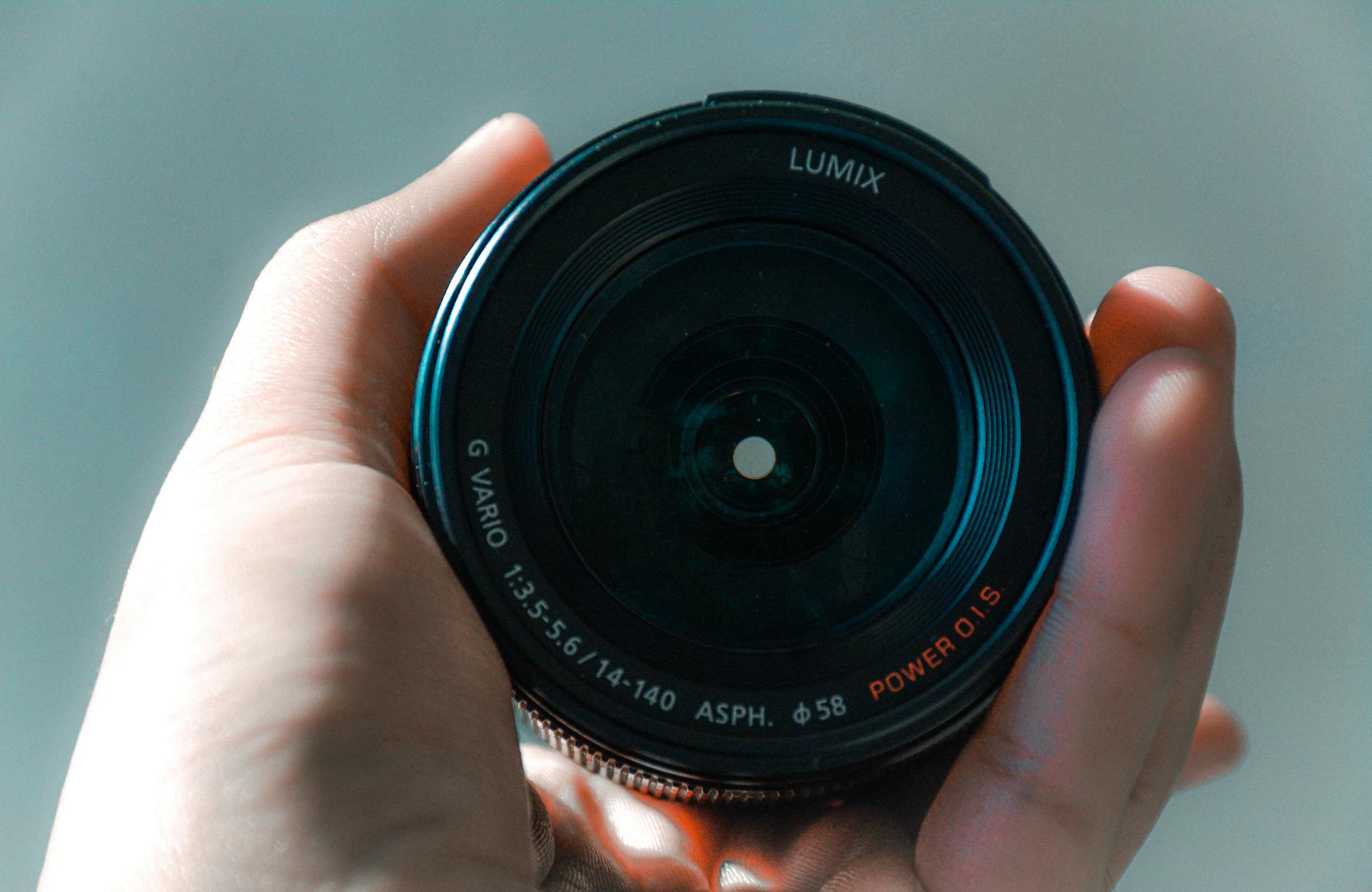 Symbolbild zum Thema Panasonic Lumix L10