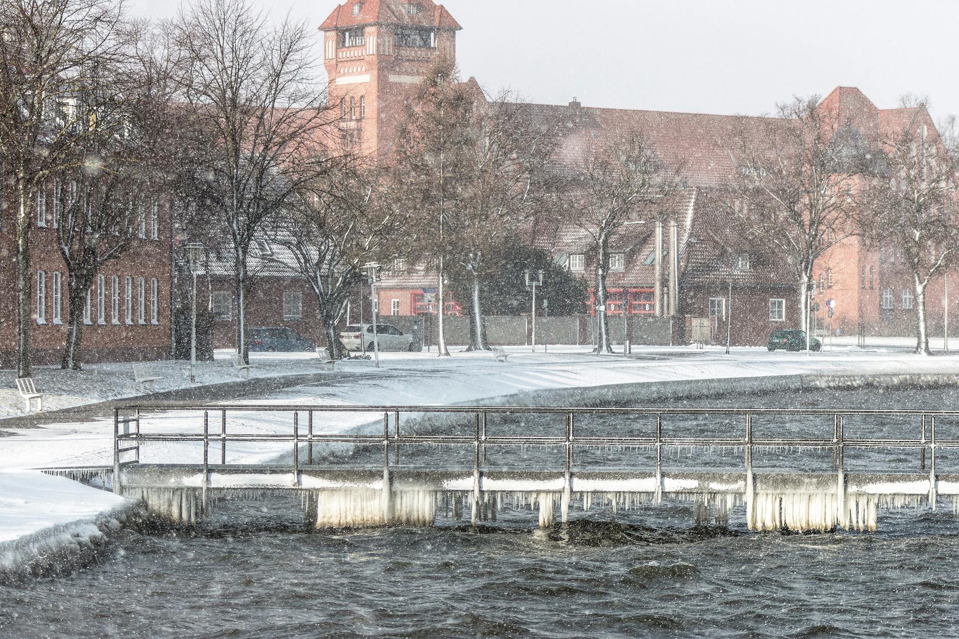 Schneesturm Illustration zu Schneesturm